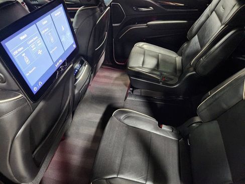 Used 2021 Cadillac Escalade ESV Sport AWD/4WD image 53