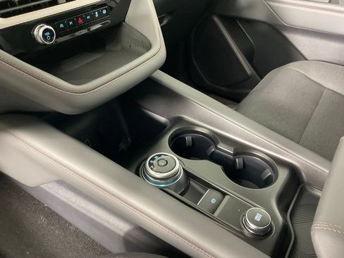 New 2026 Ford Explorer Active RWD image 20