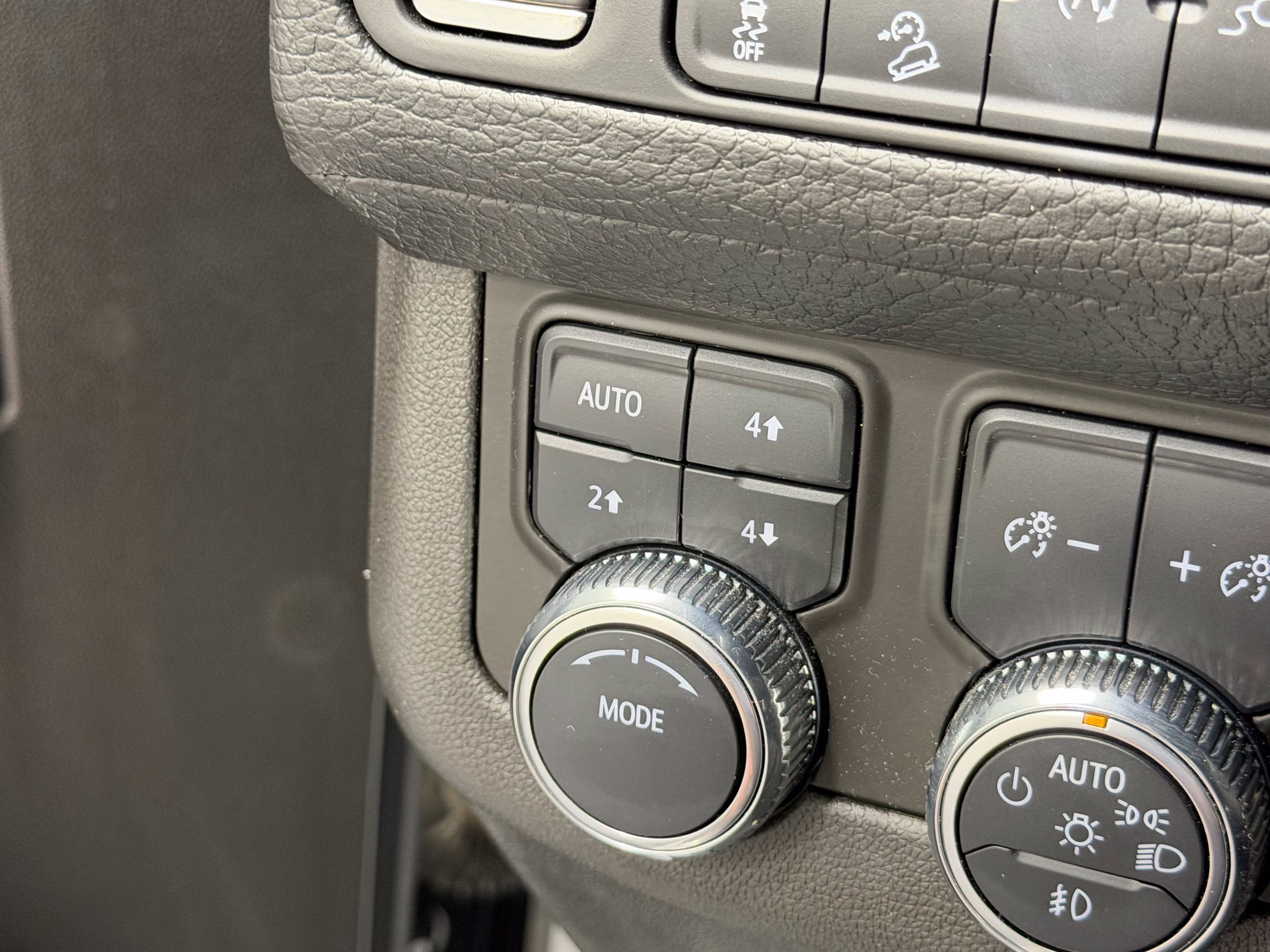 Used 2021 GMC Yukon Denali AWD/4WD image 61