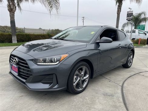 Used 2019 Hyundai Veloster 2.0 image 1
