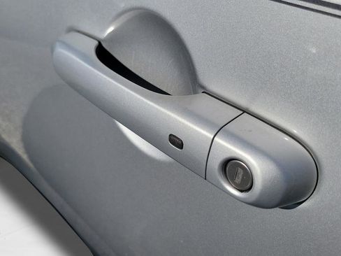 Used 2019 Jeep Renegade Latitude image 6