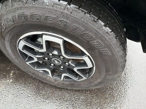 Used 2025 Ford Bronco Outer Banks image 16