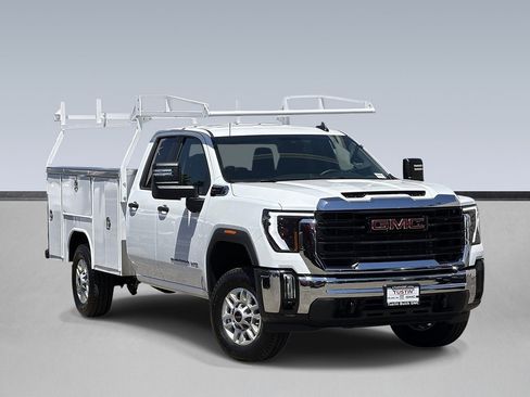 New 2026 GMC Sierra 2500 Pro w/ Convenience Package AWD/4WD image 1