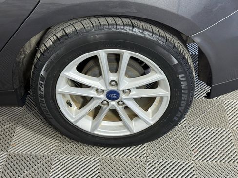Used 2018 Ford Focus SE image 8