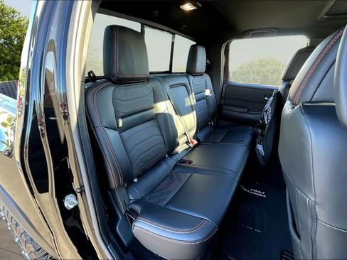 New 2025 Nissan Frontier PRO-4X w/ Pro Premium Package AWD/4WD image 10