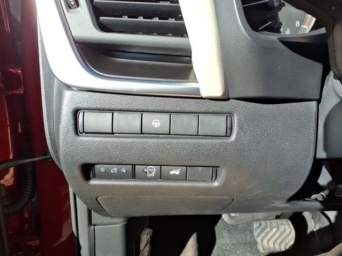 New 2026 Nissan Rogue SV image 18