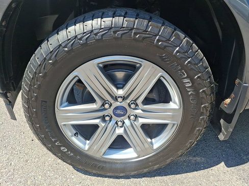 Certified 2018 Ford F150 XLT w/ Equipment Group 302A Luxury AWD/4WD image 8
