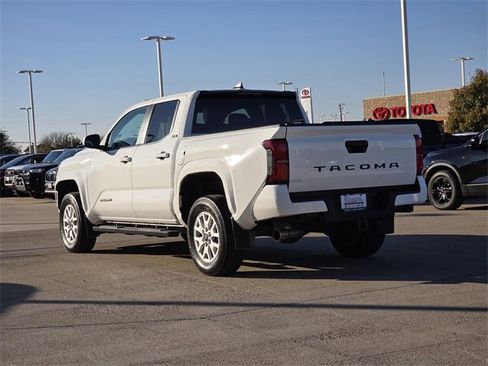 Used 2024 Toyota Tacoma SR5 image 3