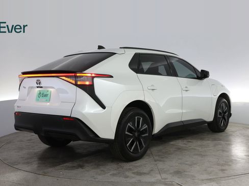 Used 2026 Toyota bZ FWD image 3