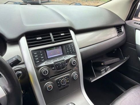 Used 2013 Ford Edge SEL AWD/4WD image 35