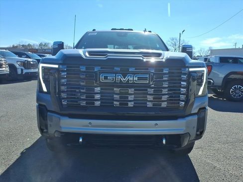 New 2026 GMC Sierra 2500 Denali Ultimate w/ Max Trailering Package image 2