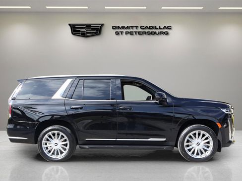 Certified 2023 Cadillac Escalade Premium Luxury image 6