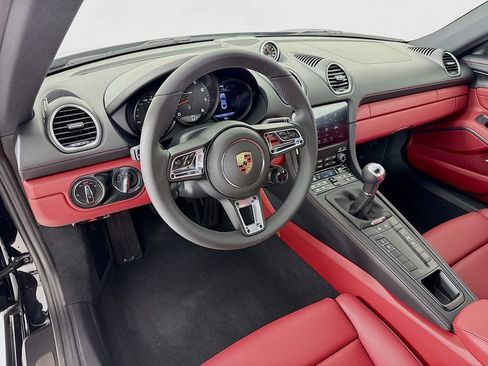 Certified 2025 Porsche 718 Cayman RWD image 4