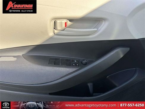 Used 2024 Toyota Corolla LE image 21