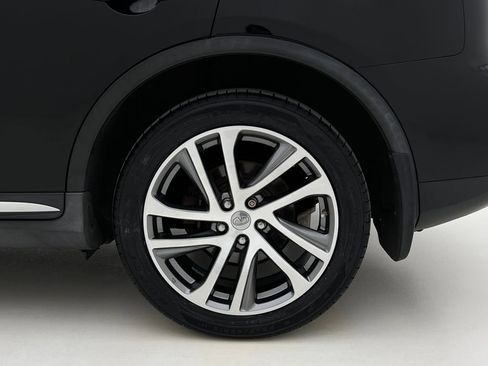 Used 2017 INFINITI QX50 AWD w/ Deluxe Touring Package image 7