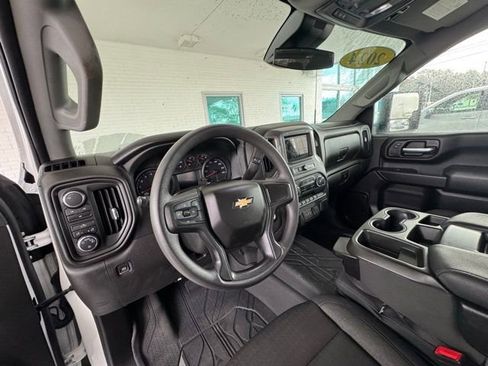 Used 2024 Chevrolet Silverado 2500 Custom w/ Custom Convenience Package image 13