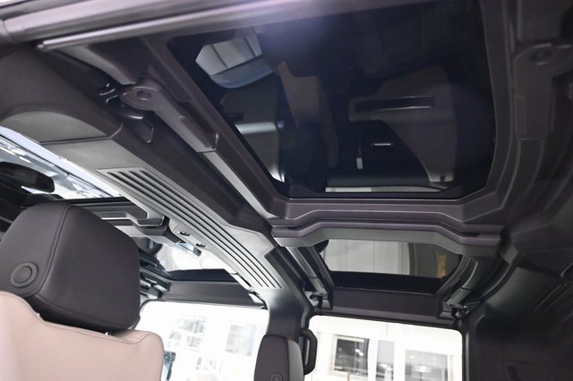 New 2026 GMC Hummer EV SUV AWD/4WD image 21