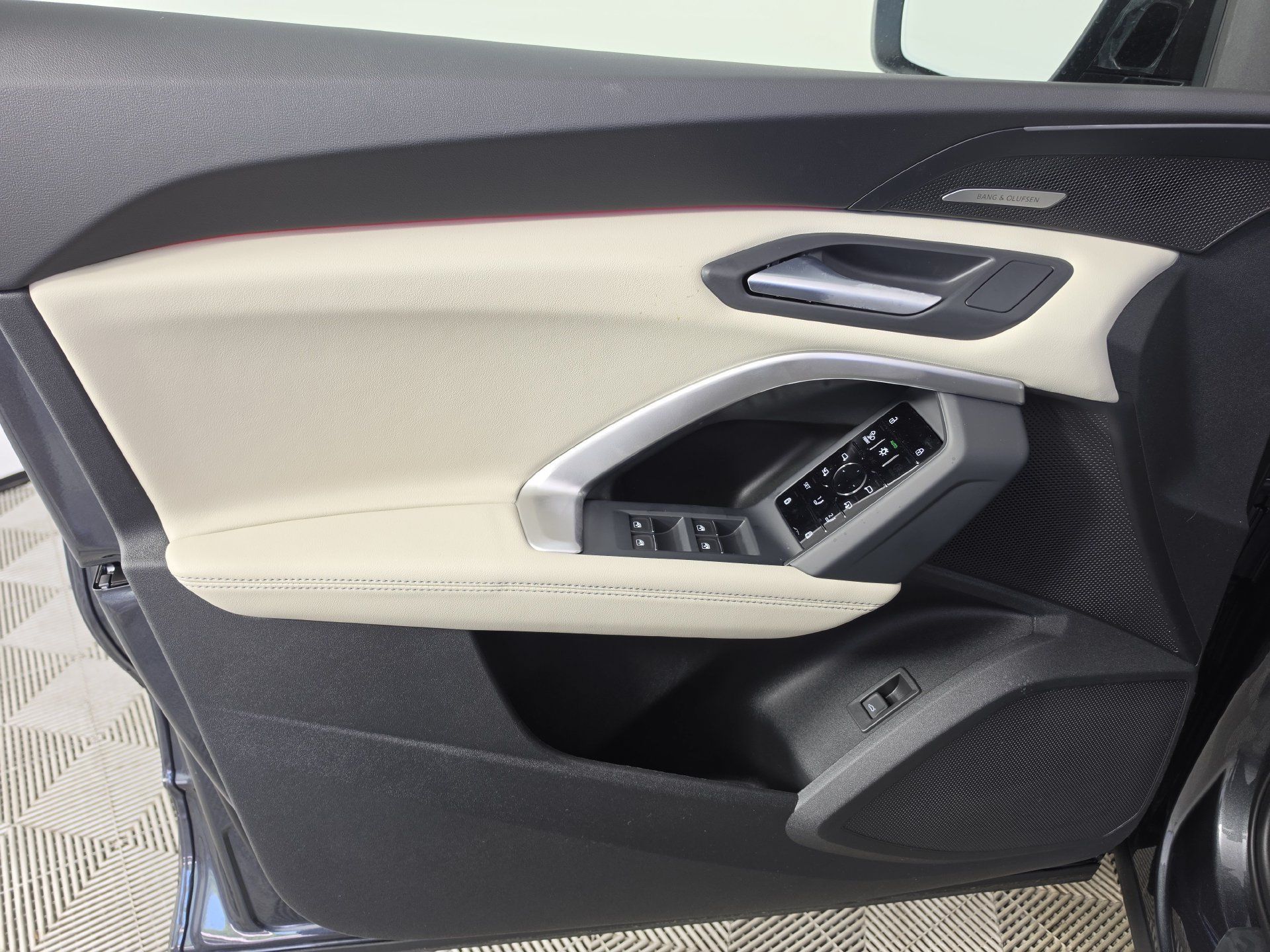 New 2026 Audi Q5 Premium Plus AWD/4WD image 17