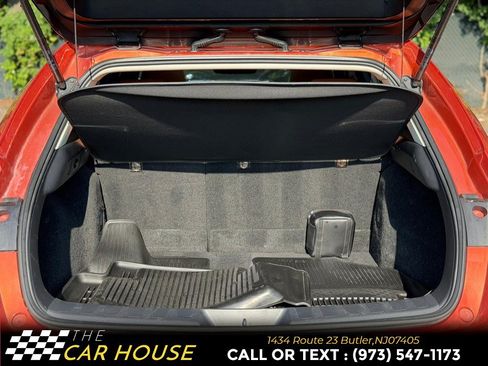 Used 2019 Lexus UX 200 w/ Premium Package FWD image 20