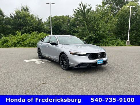 Certified 2025 Honda Accord SE image 17