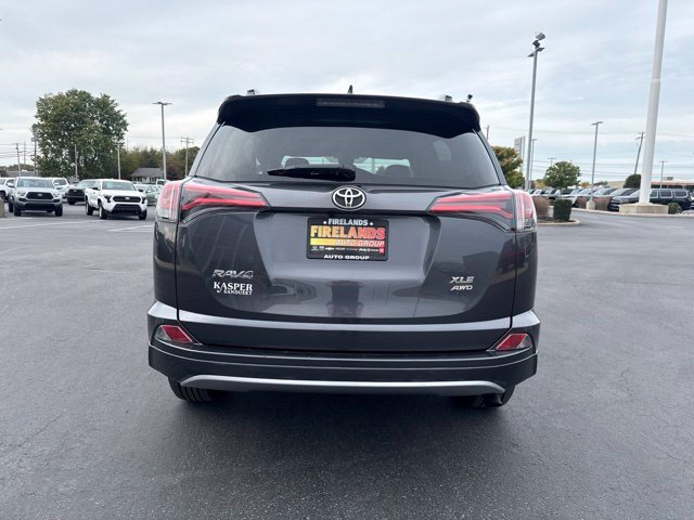 Used 2018 Toyota RAV4 XLE AWD/4WD image 6