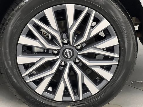 Used 2024 Nissan Altima 2.5 SV AWD/4WD image 68