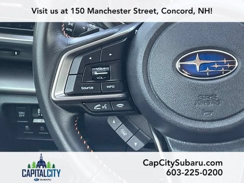 Used 2022 Subaru Crosstrek 2.5i Limited w/ Moonroof Package 2 AWD/4WD image 19