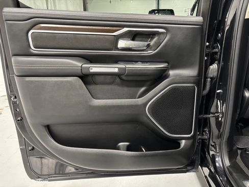 Used 2022 RAM 1500 Laramie AWD/4WD image 41