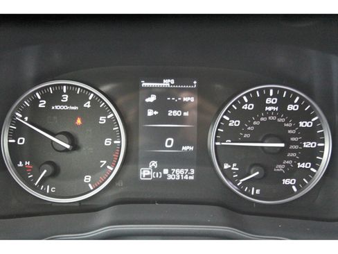 Used 2024 Subaru Crosstrek 2.0i Premium AWD/4WD image 14