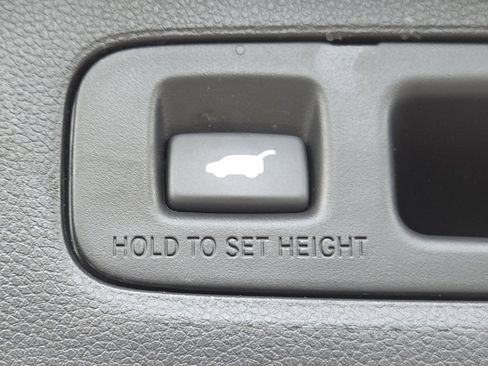 Certified 2023 Honda CR-V Sport Touring image 27