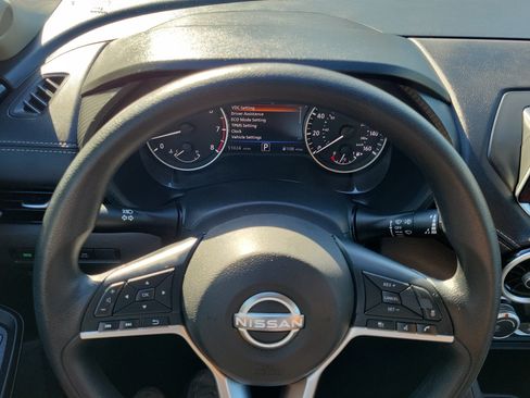 Certified 2024 Nissan Sentra SV FWD image 21