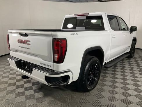 Used 2024 GMC Sierra 1500 Elevation w/ Elevation Premium Package AWD/4WD image 8