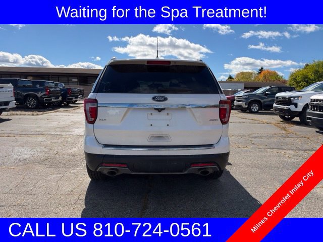 Used 2018 Ford Explorer XLT w/ Equipment Group 202A AWD/4WD image 2