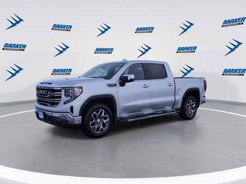 Used 2022 GMC Sierra 1500 SLT w/ SLT Premium Package image 5
