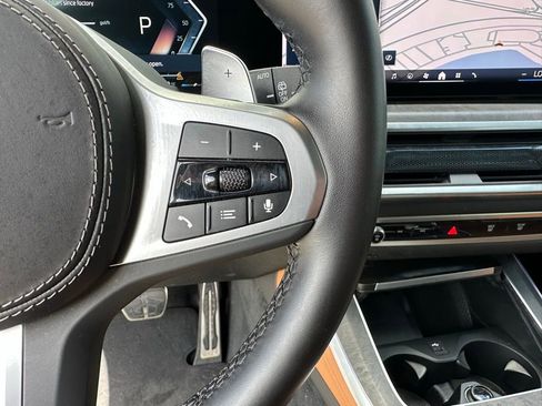 Used 2024 BMW X5 xDrive40i w/ M Sport Package image 18