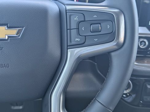 Used 2024 Chevrolet Silverado 2500 LT AWD/4WD image 22