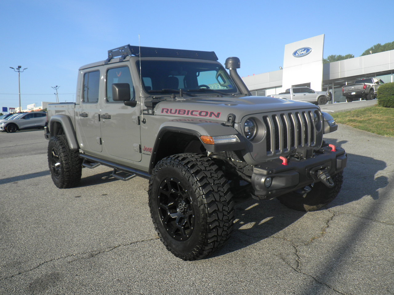 Used 2023 Jeep Gladiator Rubicon w/ LED Lighting Group AWD/4WD image 1