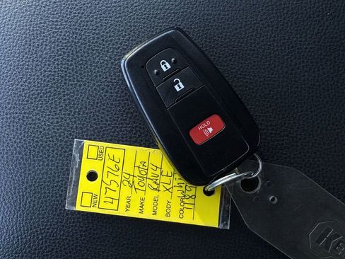 Used 2024 Toyota RAV4 XLE image 23