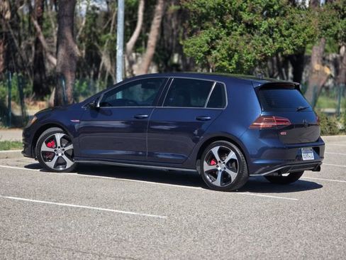 Used 2017 Volkswagen GTI Autobahn image 19