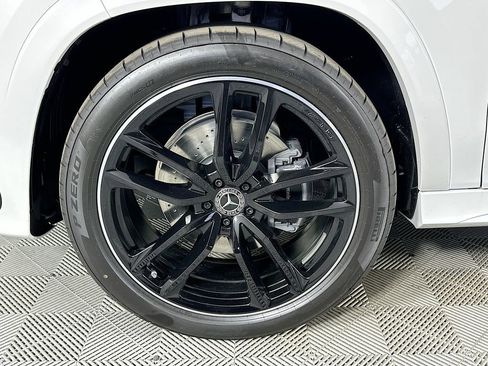 New 2026 Mercedes-Benz GLS 450 4MATIC image 34