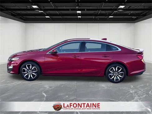 Used 2023 Chevrolet Malibu RS w/ LPO, Floor Liner Package image 2