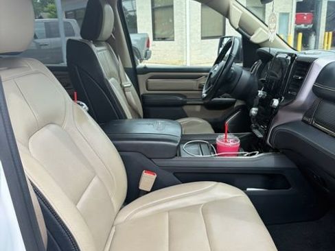 Used 2019 RAM 1500 Limited AWD/4WD image 5
