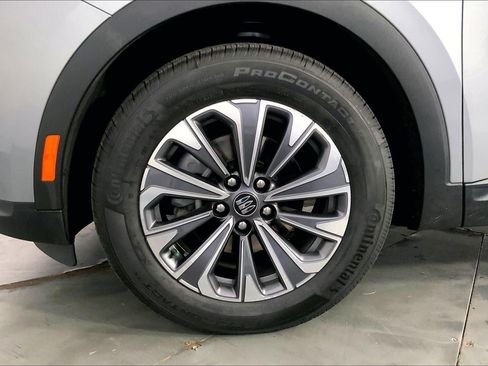 Used 2025 Buick Envision Preferred AWD/4WD image 9