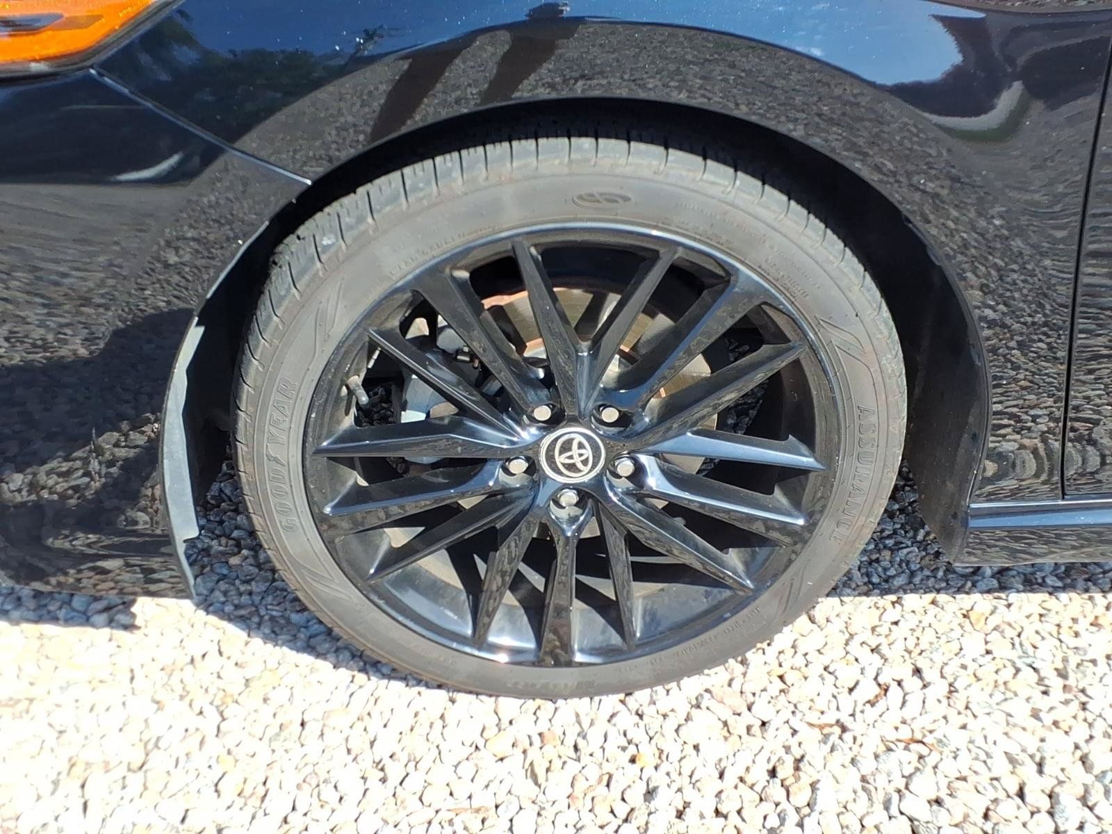 Used 2021 Toyota Camry XSE FWD image 8
