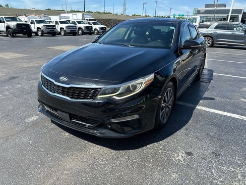 Used 2019 Kia Optima EX w/ EX Premium Package image 4