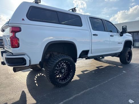 Used 2022 Chevrolet Silverado 3500 LT w/ All Star Edition AWD/4WD image 12