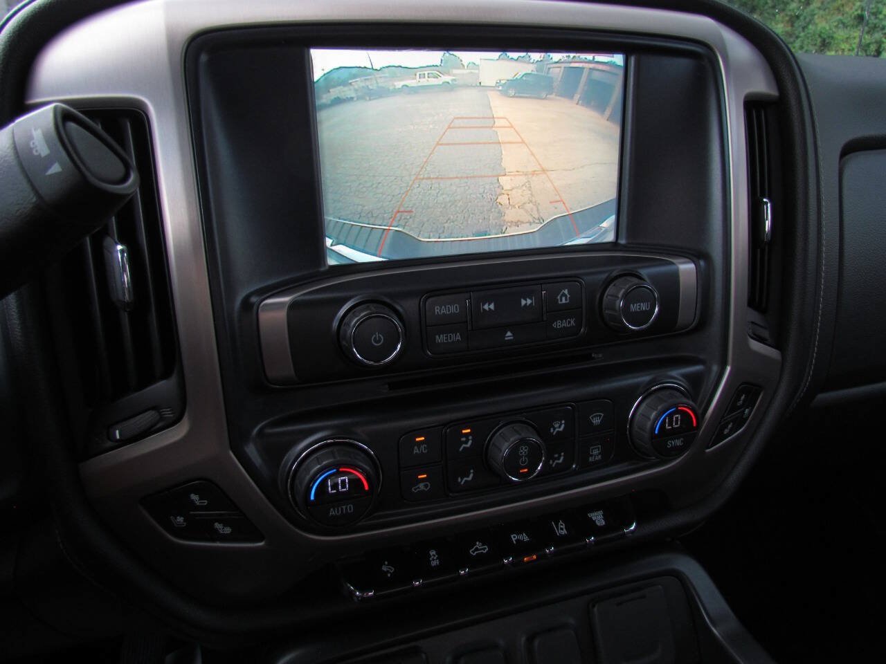 Used 2019 GMC Sierra 2500 Denali w/ Duramax Plus Package AWD/4WD image 19