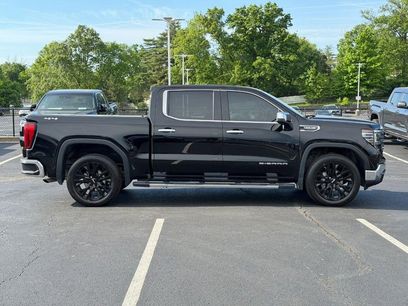 Used 2022 GMC Sierra 1500 SLT w/ SLT Convenience Package