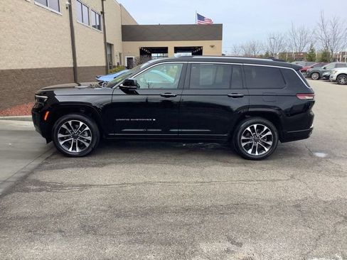 Used 2023 Jeep Grand Cherokee L Overland AWD/4WD image 7