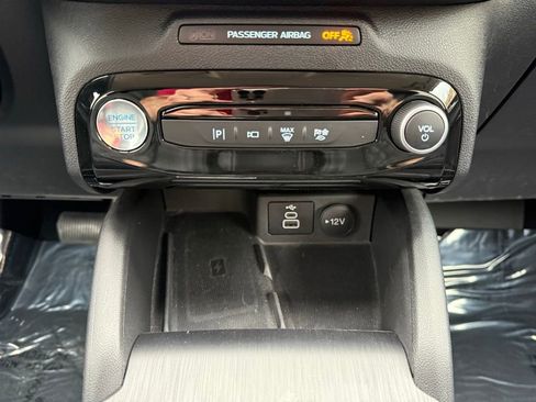 Certified 2024 Ford Escape SE w/ PHEV Premium Package image 14